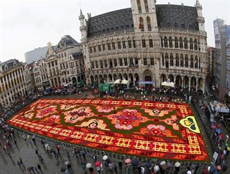 تصاویر/بزرگترین فرش گل دنیا