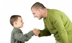 اعتدال در توجه والدین به کودکان از آنها افرادی مستقل و با اراده می‌سازد