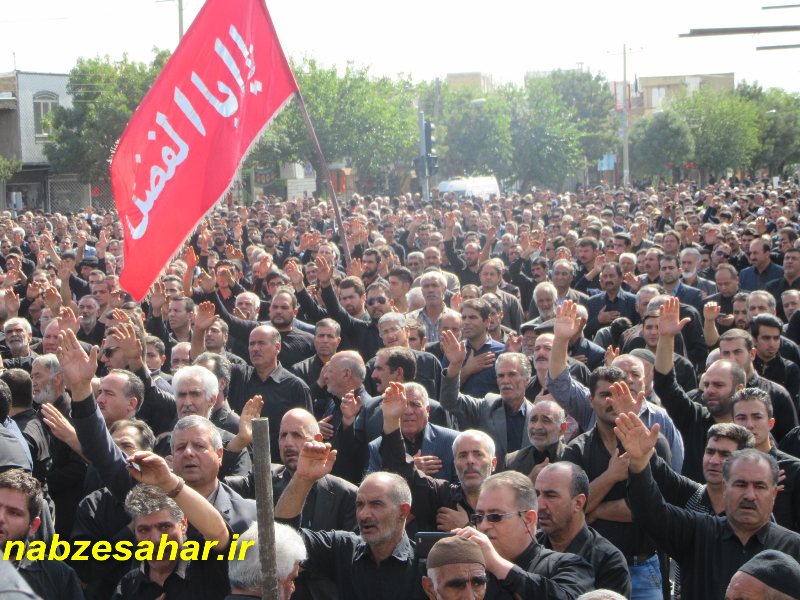 عکس/اجتماع عظیم عزاداران حسینی خرم دره در روز عاشورا