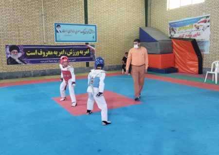 گزارش تصویری/مسابقات ورزشی بسیج در شهر  خرمدره برگزار شد