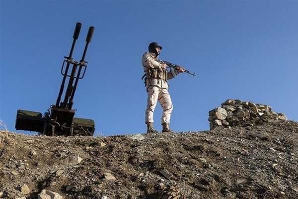 سرباز زنجانی در بانه توسط افراد مسلح ناشناس به شهادت رسید