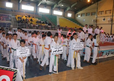 عکس/مسابقات استانی کاراته آزاد به میزبانی هیئت کاراته شهرستان خرمدره برگزار شد